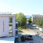 Persani Hotel 2*