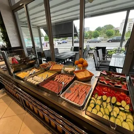 Persani Hotel-free Parking 2* Sluneční pobřeží