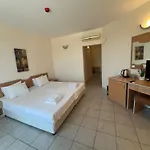 Hotel Persani 2*