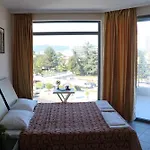 Persani Hotel 2*