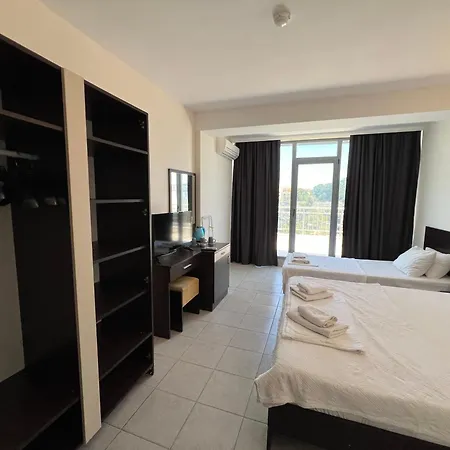 Готель Persani Sunny Beach 2*